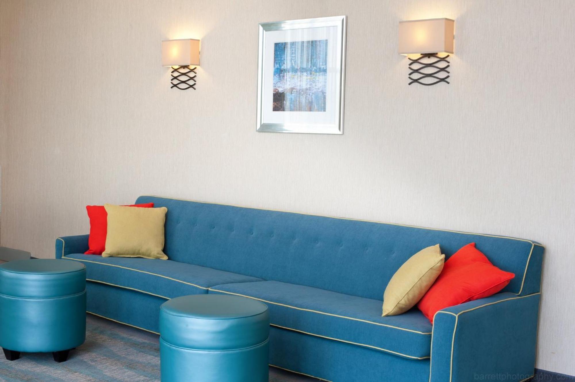 Holiday Inn Guin By Ihg Twin Exteriér fotografie
