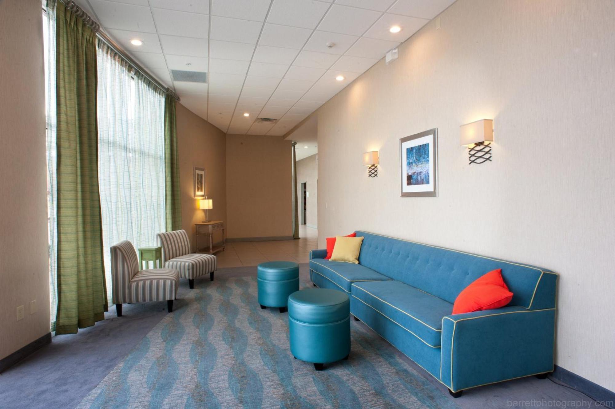 Holiday Inn Guin By Ihg Twin Exteriér fotografie