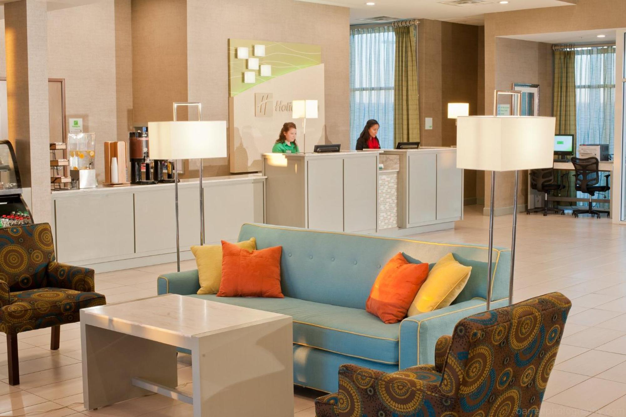 Holiday Inn Guin By Ihg Twin Exteriér fotografie